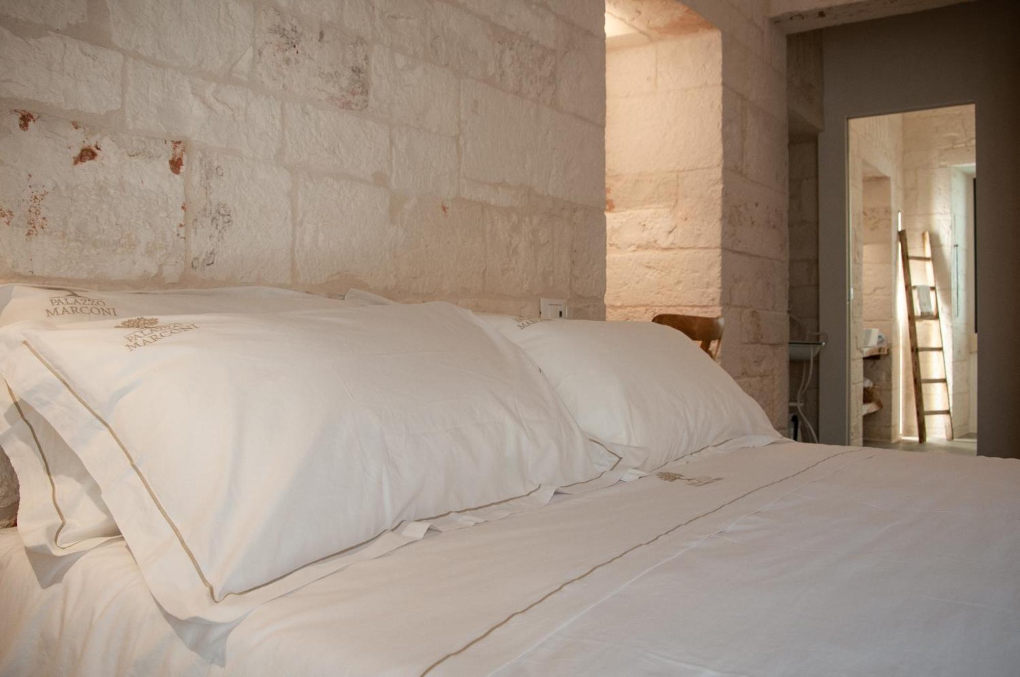 Palazzo Marconi Hotell Locorotondo Eksteriør bilde