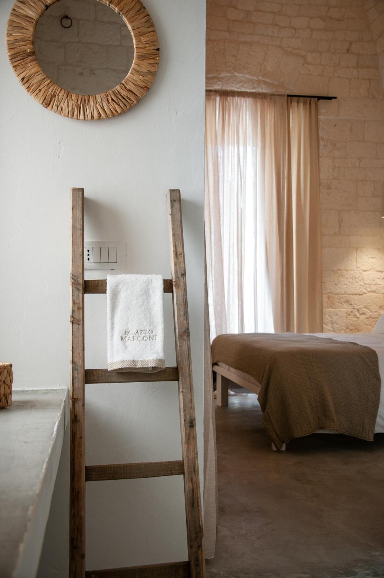 Palazzo Marconi Hotell Locorotondo Eksteriør bilde