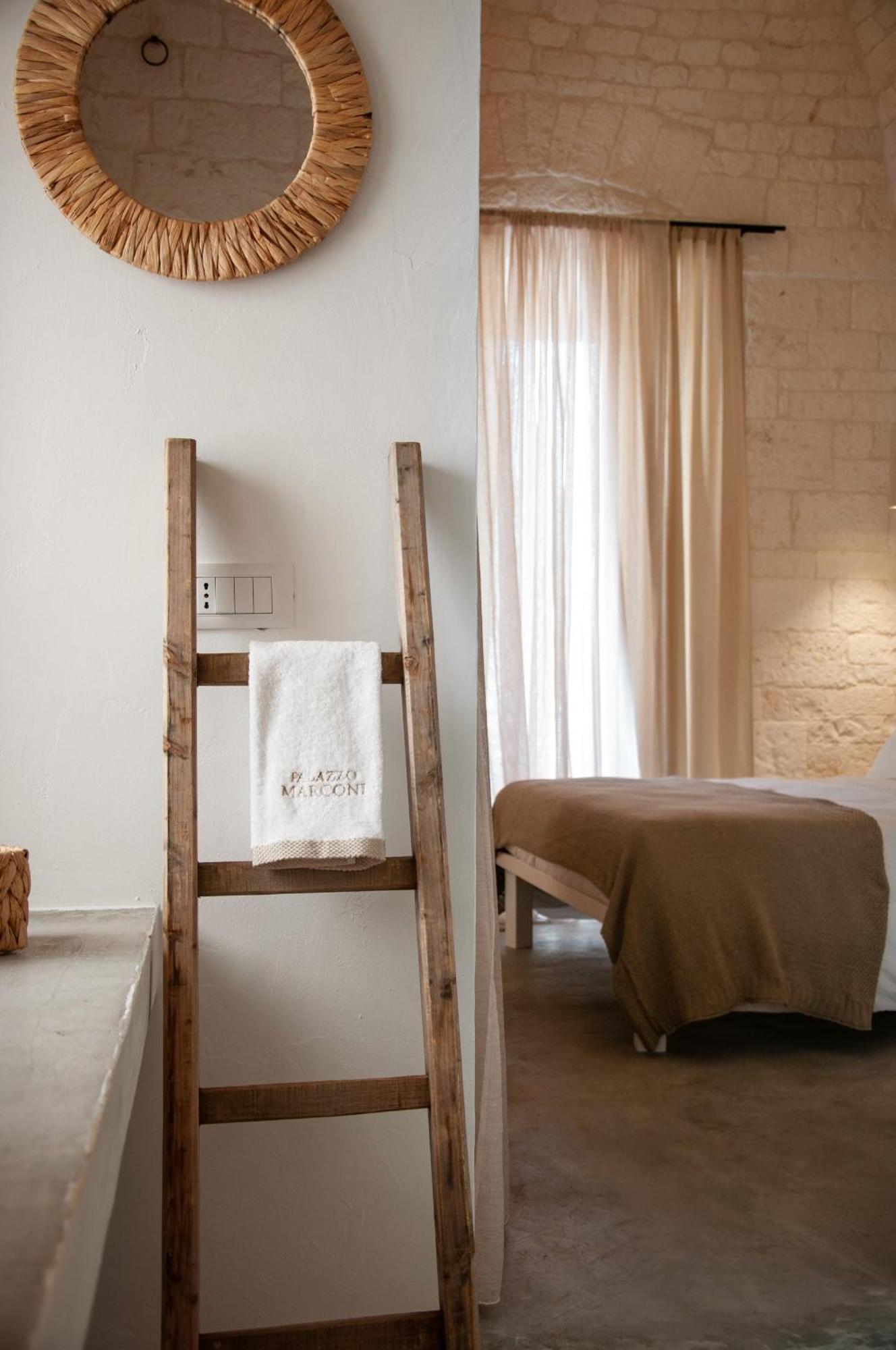 Palazzo Marconi Hotell Locorotondo Eksteriør bilde